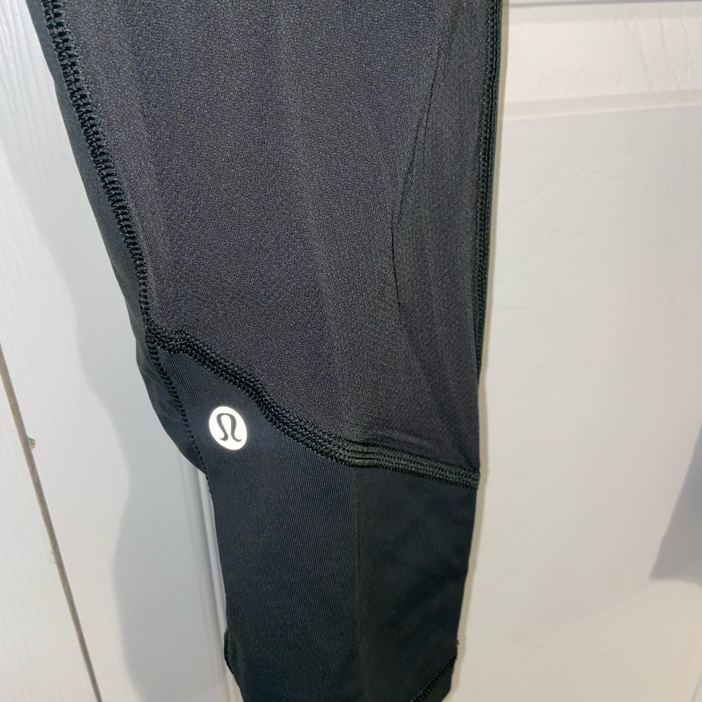Army Green Cropped Lululemon Leggings Size 6